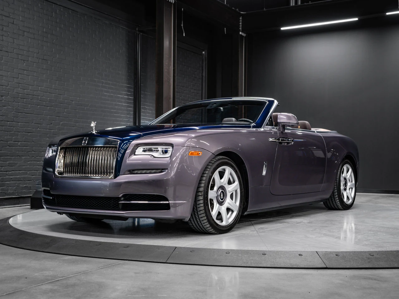 2016 Rolls-Royce Dawn, 4/30