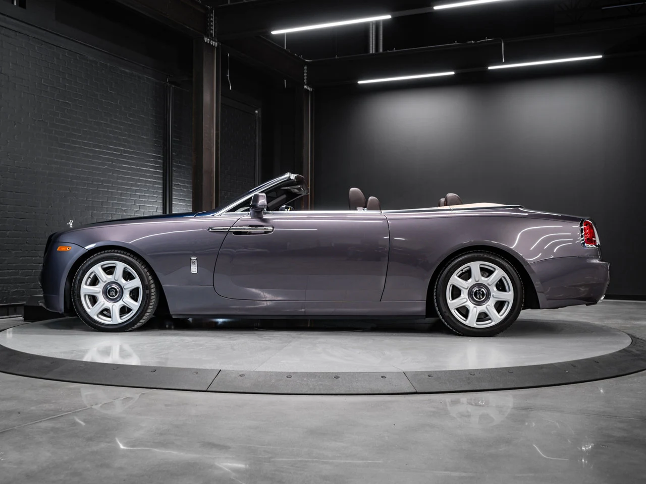2016 Rolls-Royce Dawn, 12/30
