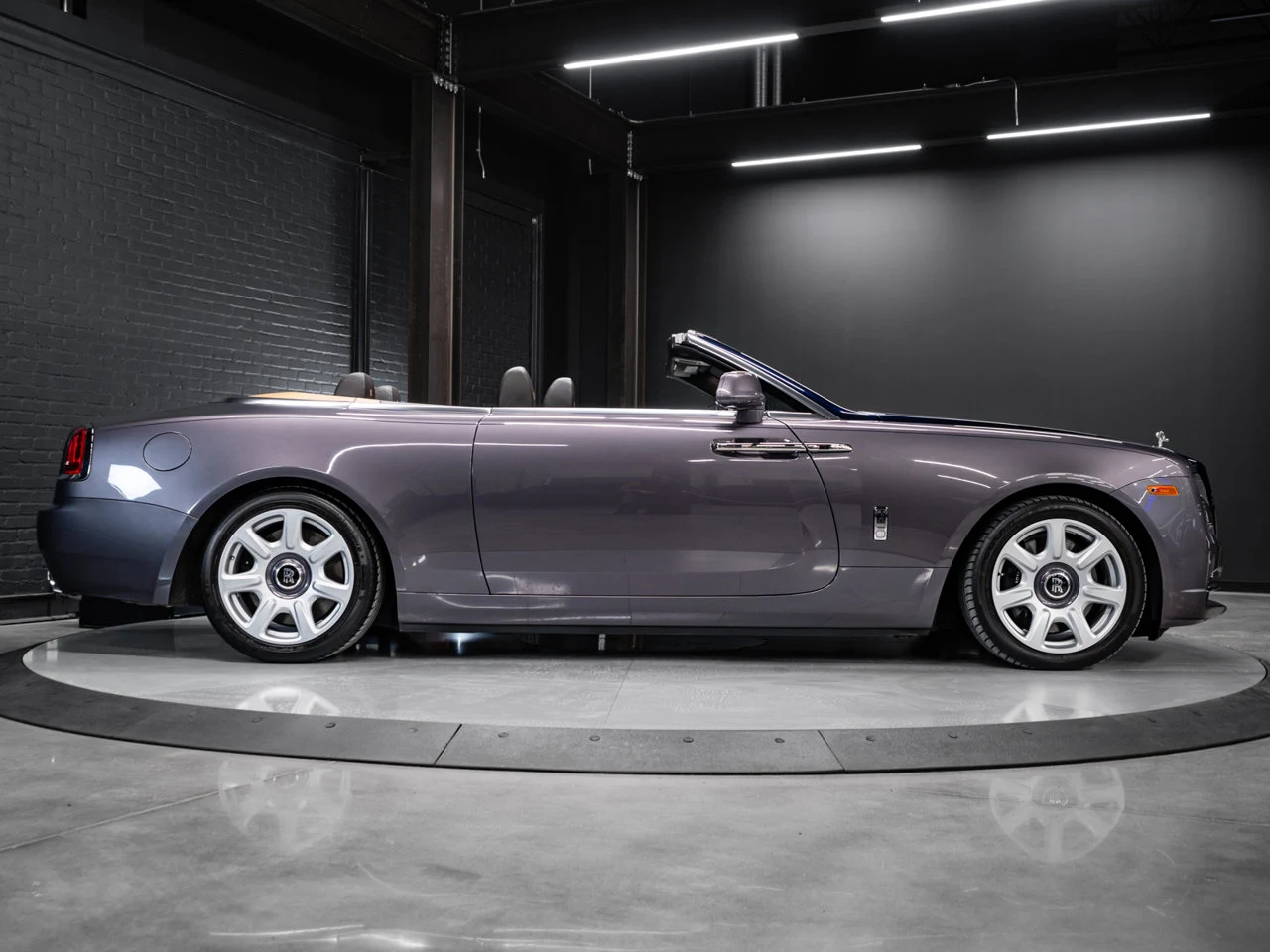 2016 Rolls-Royce Dawn, 19/30