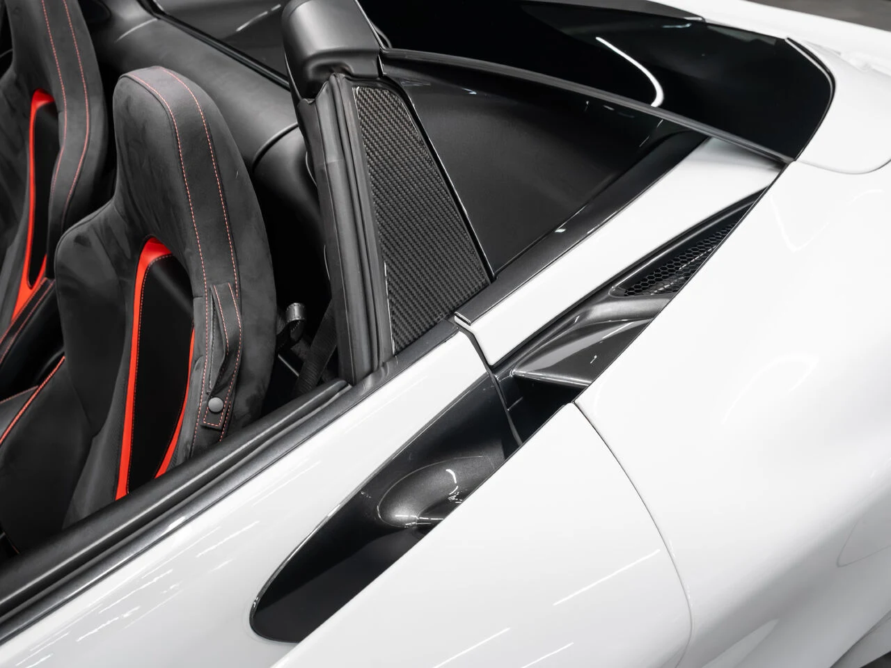 2019 McLaren 720S Spider, 29/30
