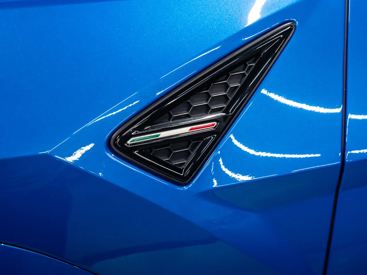 2020 Lamborghini Urus, 17/30