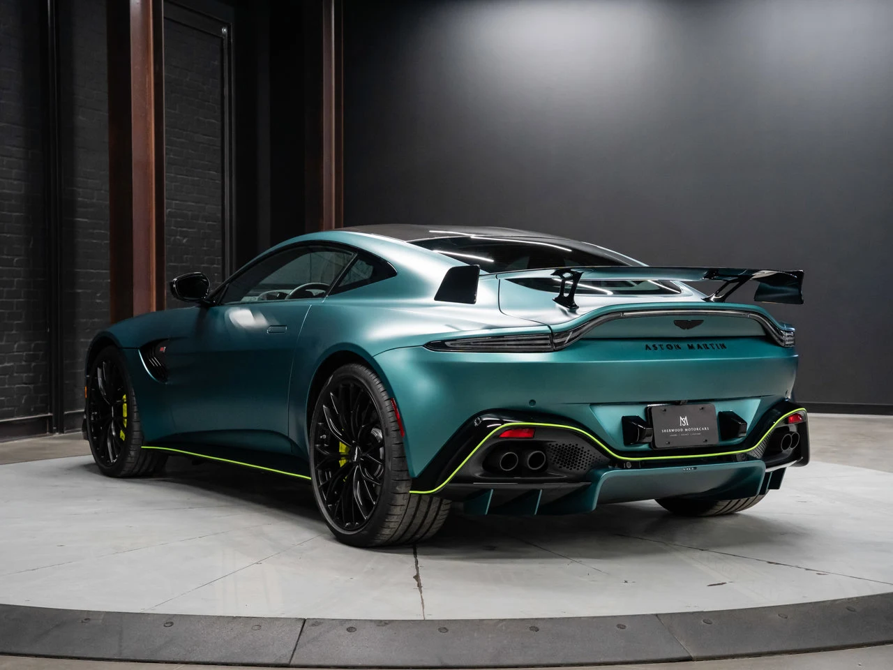 2023 Aston Martin Vantage F1 Edition, 8/30