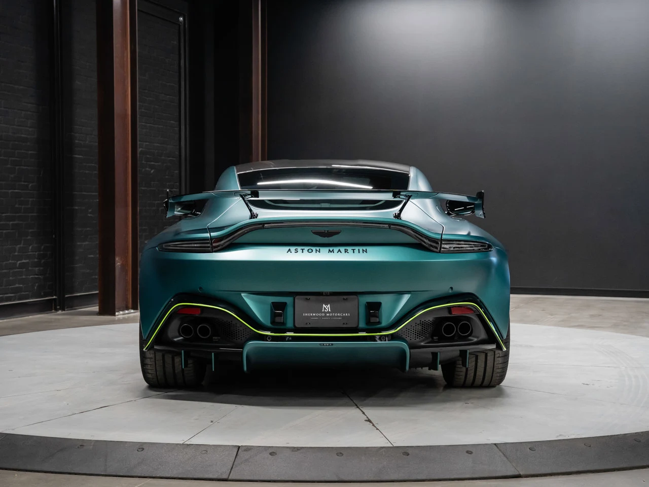 2023 Aston Martin Vantage F1 Edition, 9/30