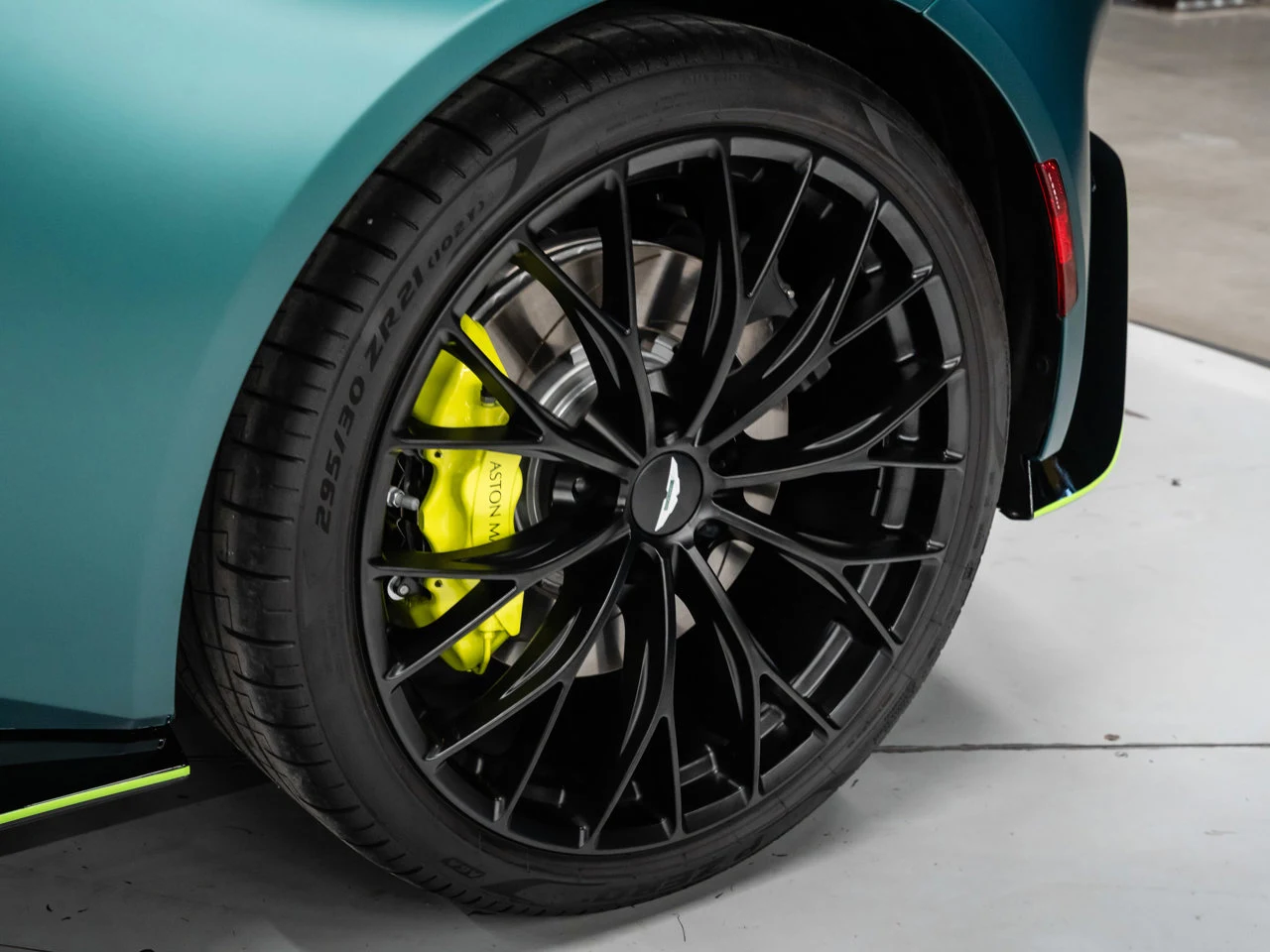 2023 Aston Martin Vantage F1 Edition, 21/30