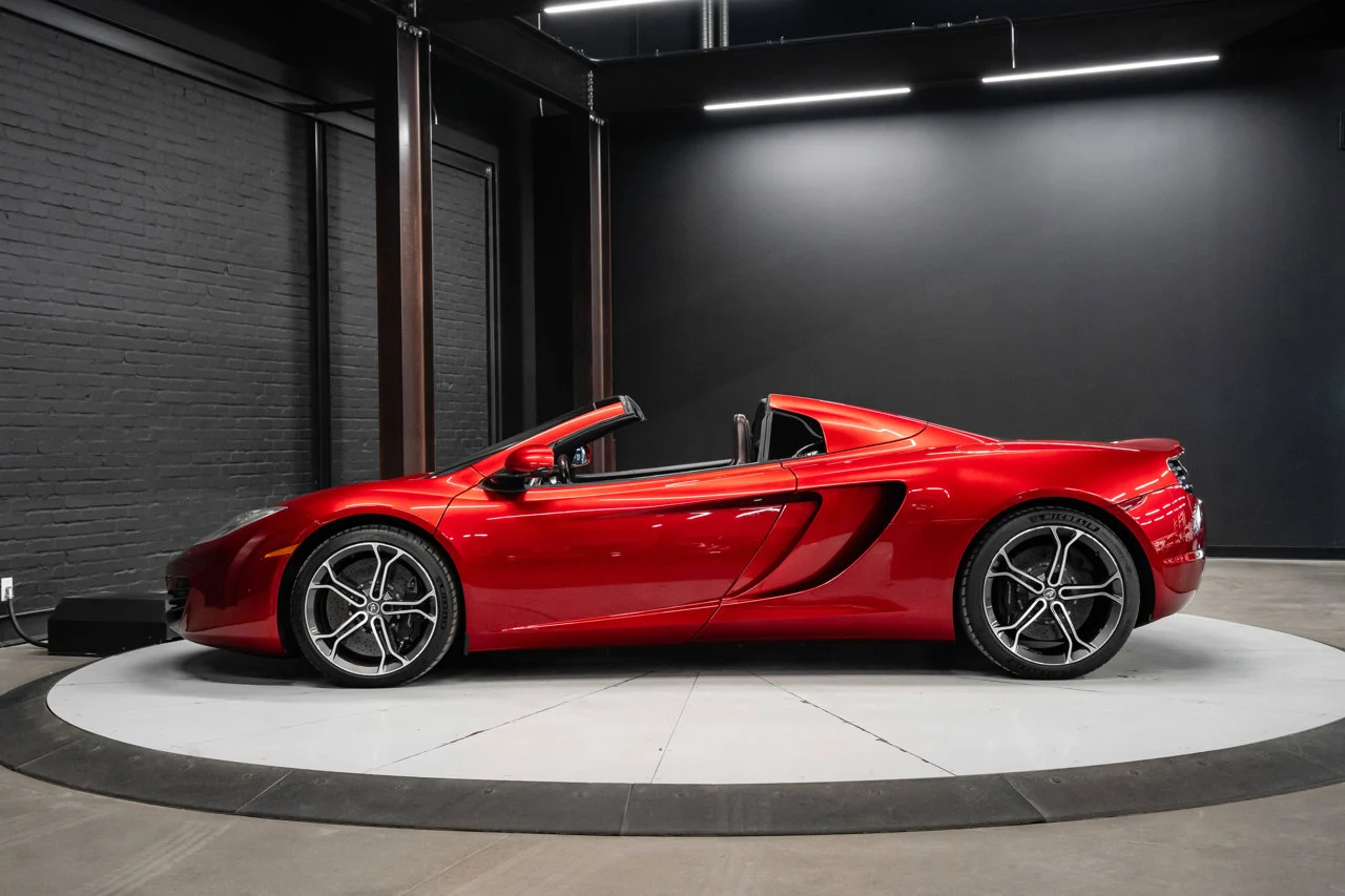 2014 McLaren MP4-12C Spider, 12/30