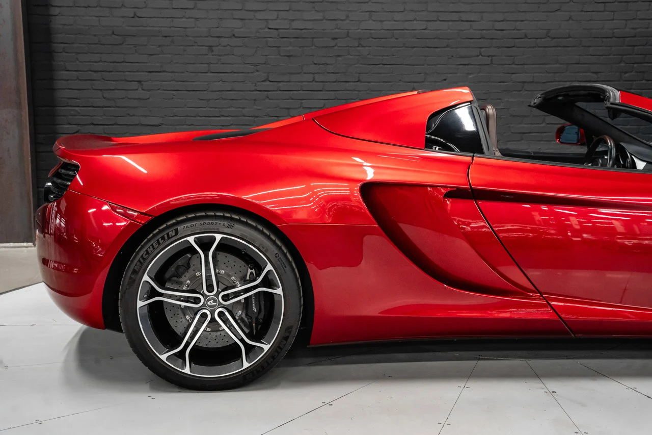 2014 McLaren MP4-12C Spider, 24/30