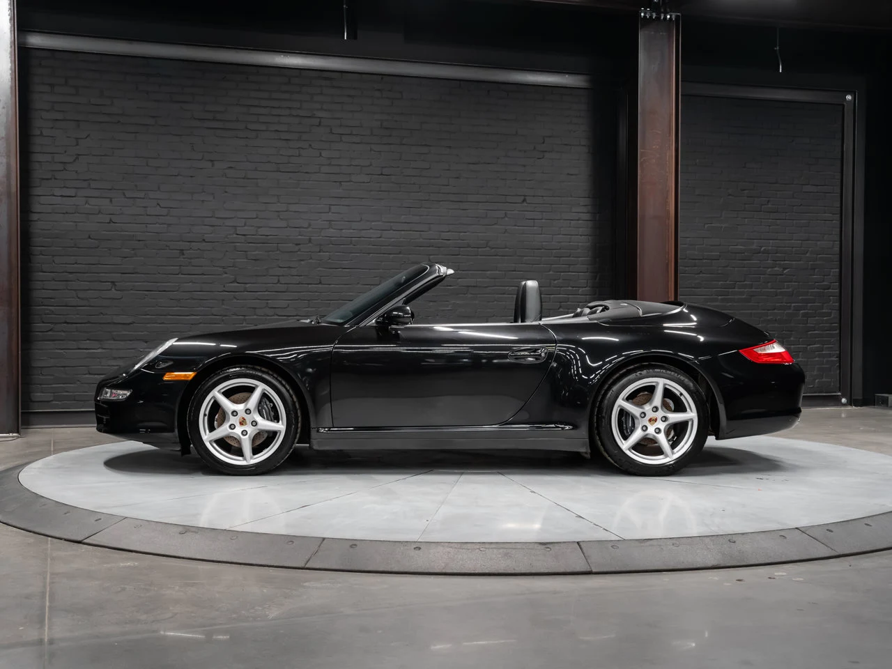 2006 Porsche 911 Carrera Cabriolet (997.1), 12/30