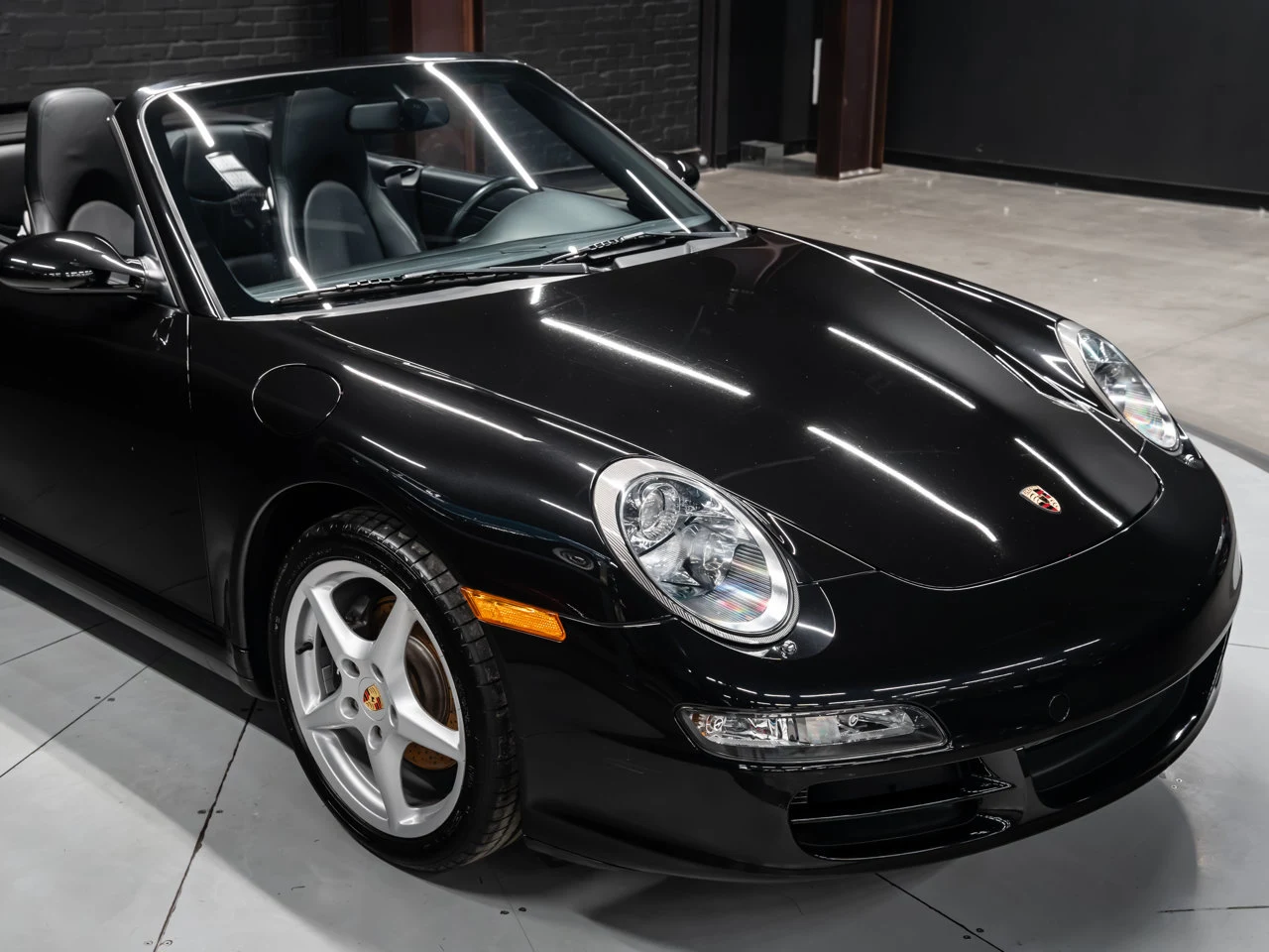 2006 Porsche 911 Carrera Cabriolet (997.1), 24/30