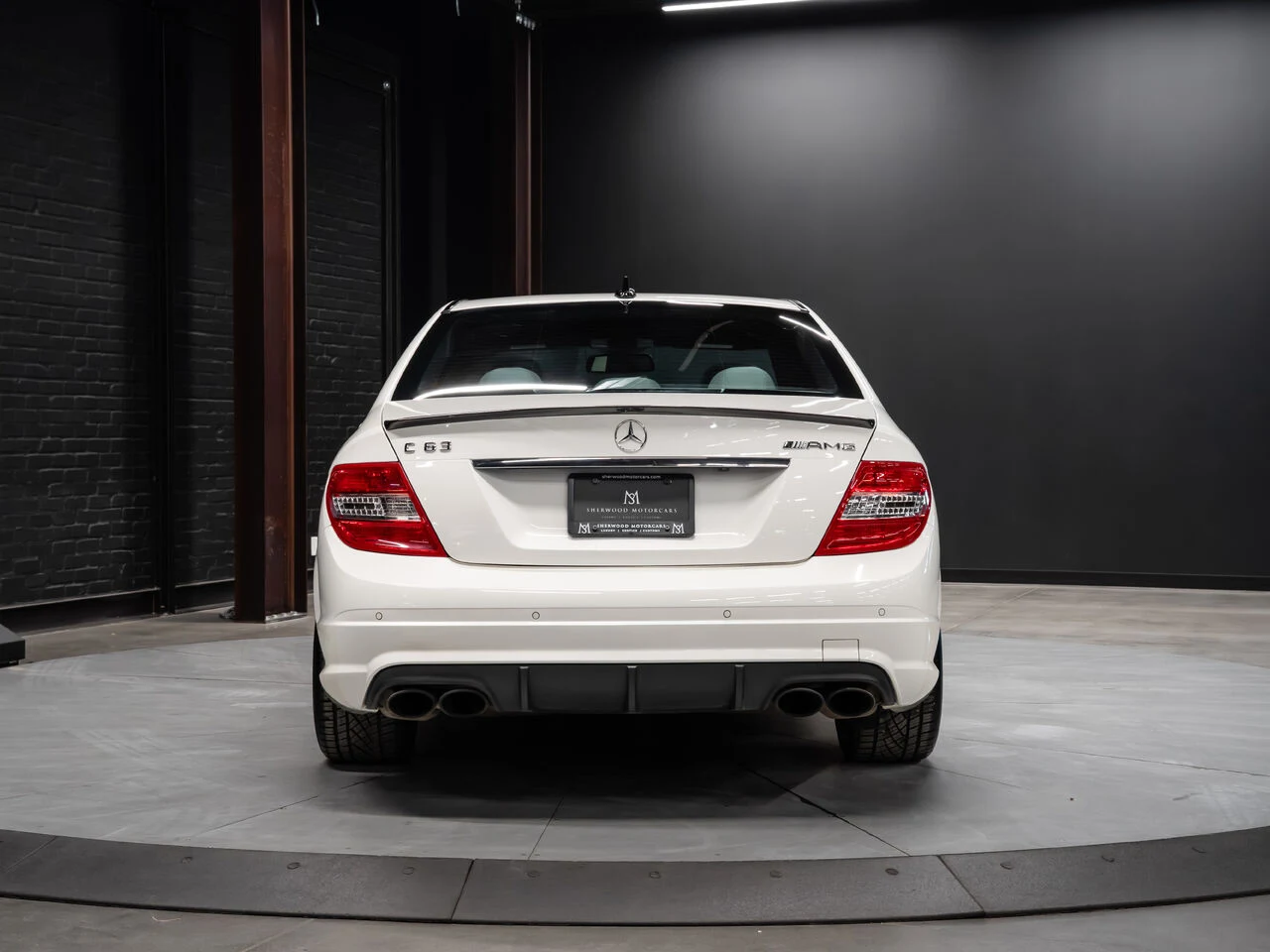 2010 Mercedes-AMG C 63, 9/30