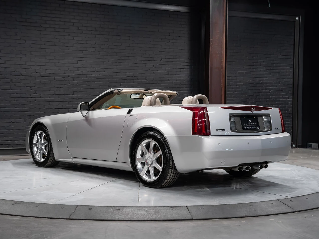 2005 Cadillac XLR, 9/30