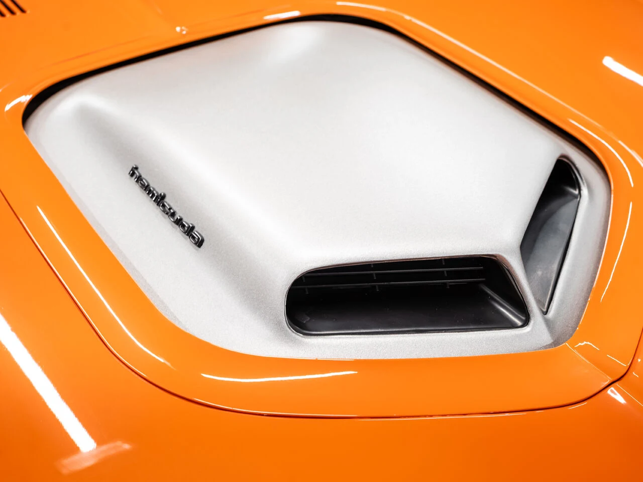 1970 Plymouth Cuda HEMI (3rd Generation), 27/30