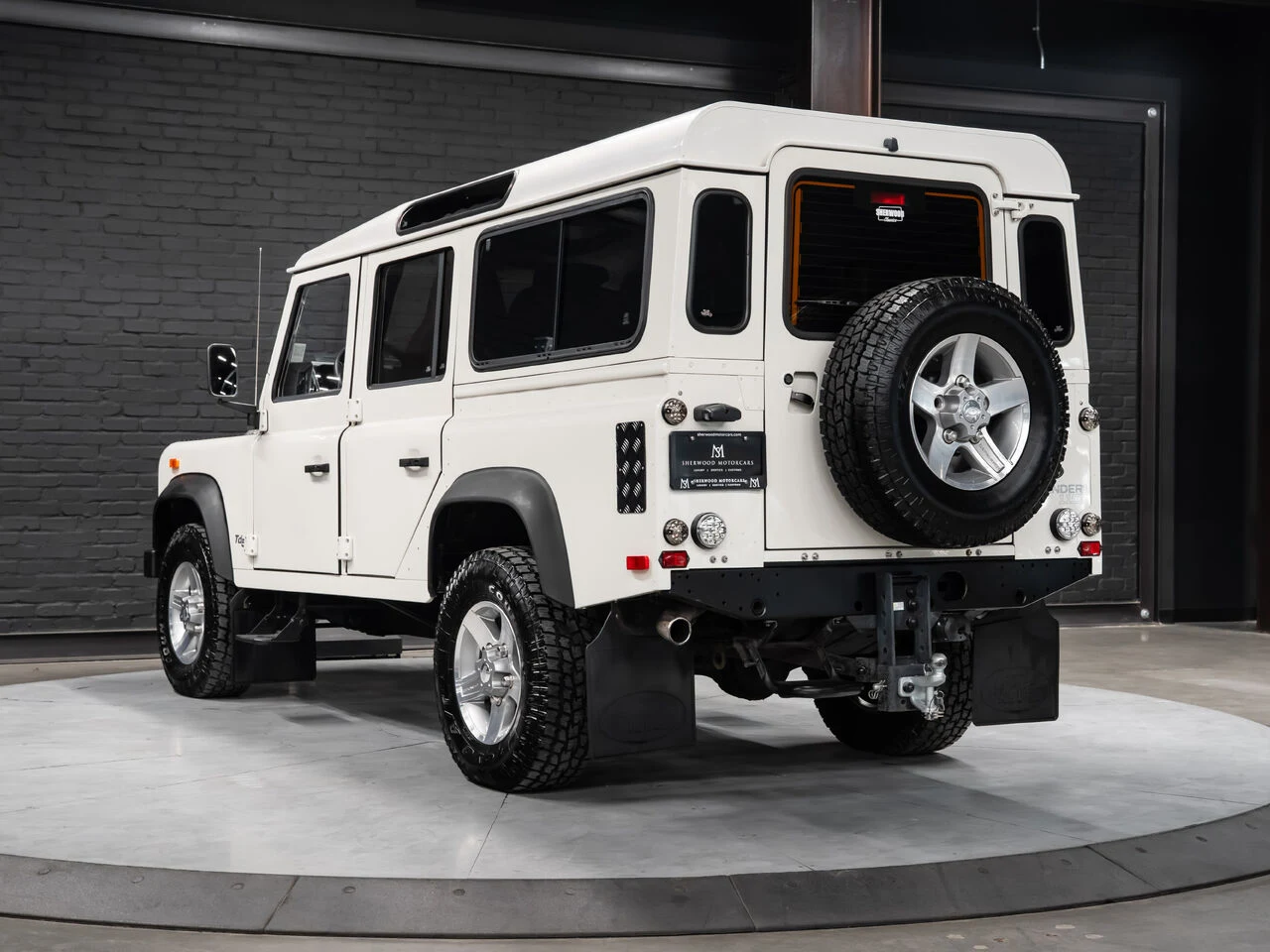 2002 Land Rover Defender 110 Classic, 8/30
