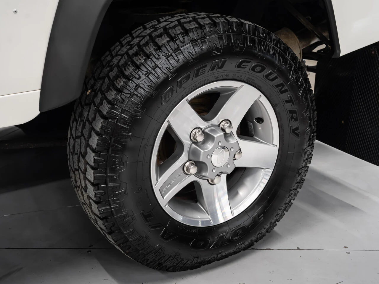 2002 Land Rover Defender 110 Classic, 19/30