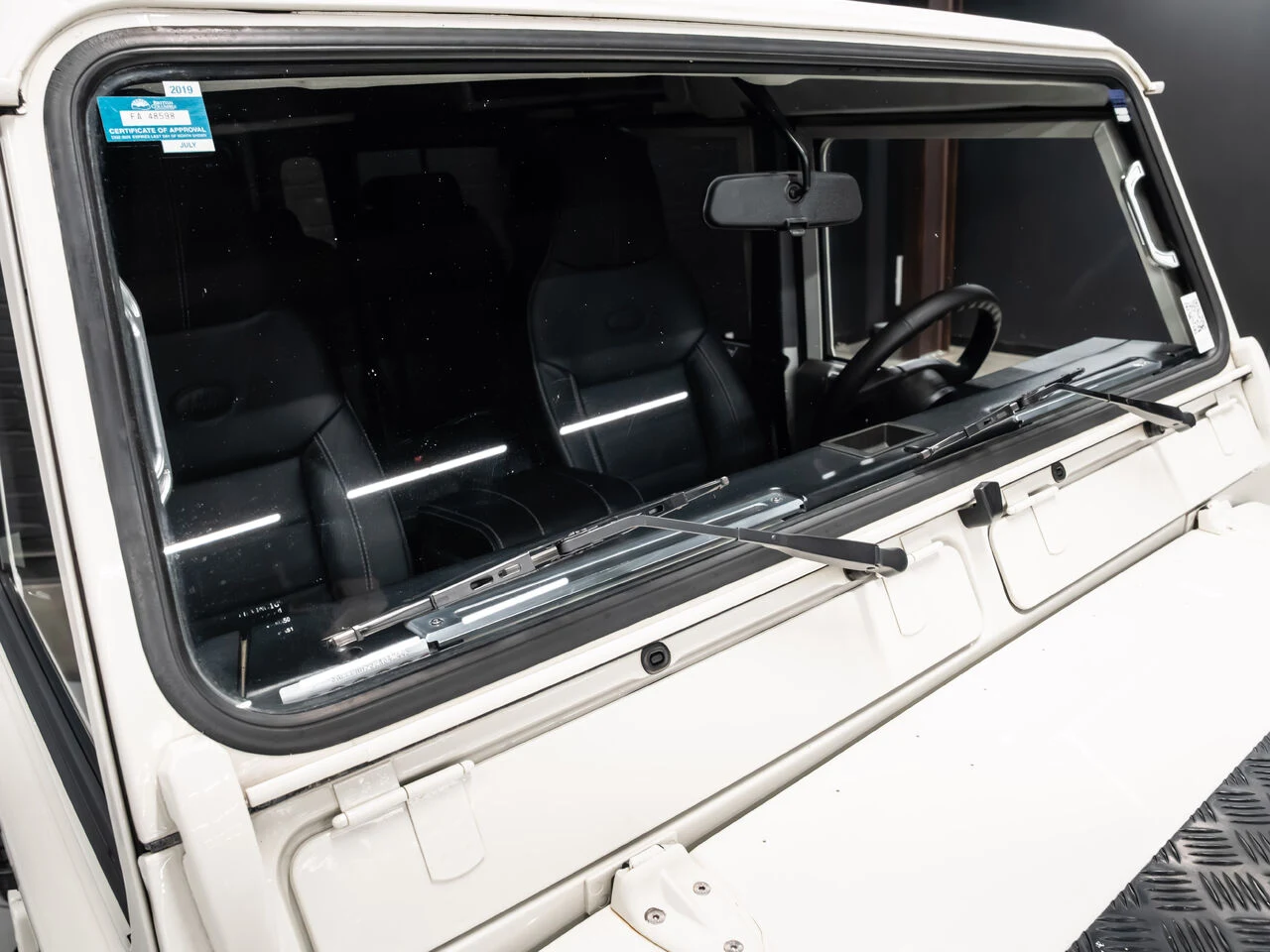 2002 Land Rover Defender 110 Classic, 30/30