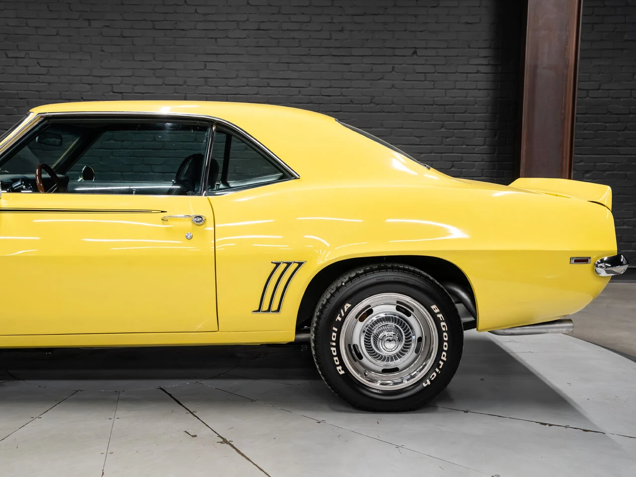 1969 Chevrolet Camaro, 14/30