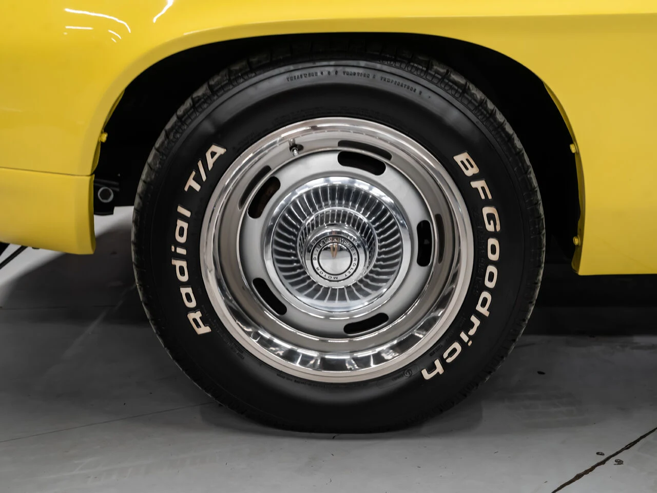 1969 Chevrolet Camaro, 15/30