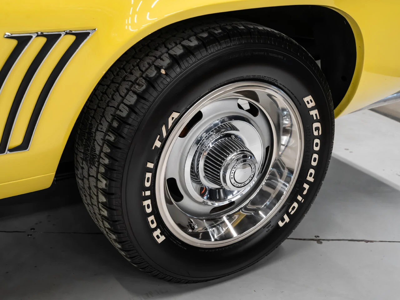 1969 Chevrolet Camaro, 20/30