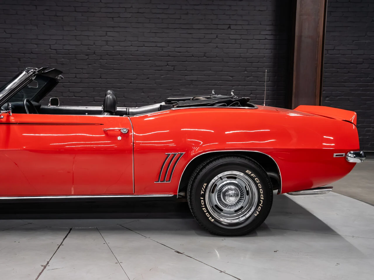 1969 Chevrolet Camaro, 14/30