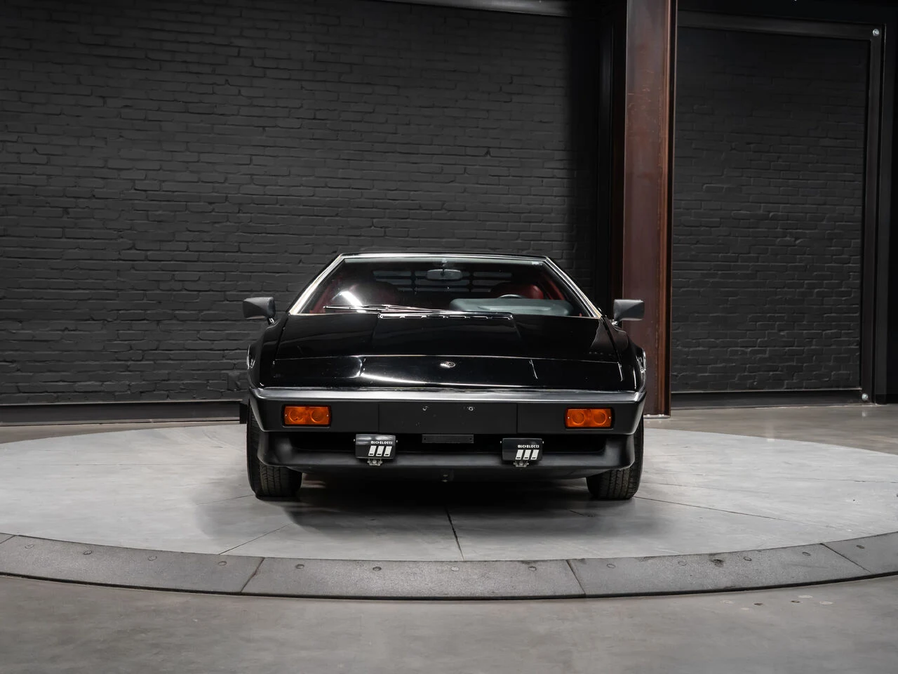1983 Lotus Esprit Turbo, 4/30