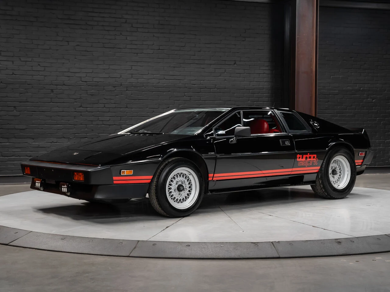 1983 Lotus Esprit Turbo, 6/30