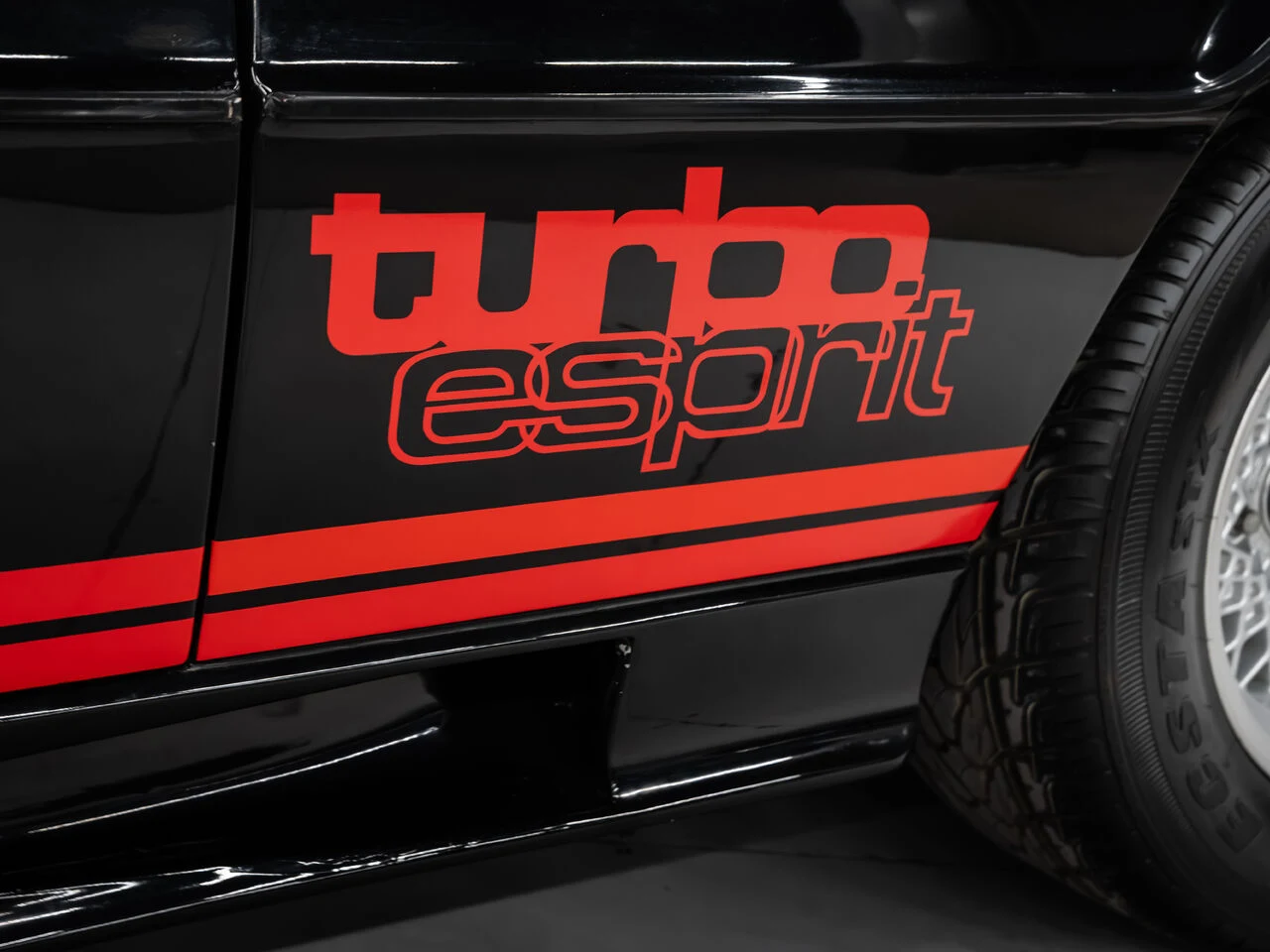 1983 Lotus Esprit Turbo, 17/30