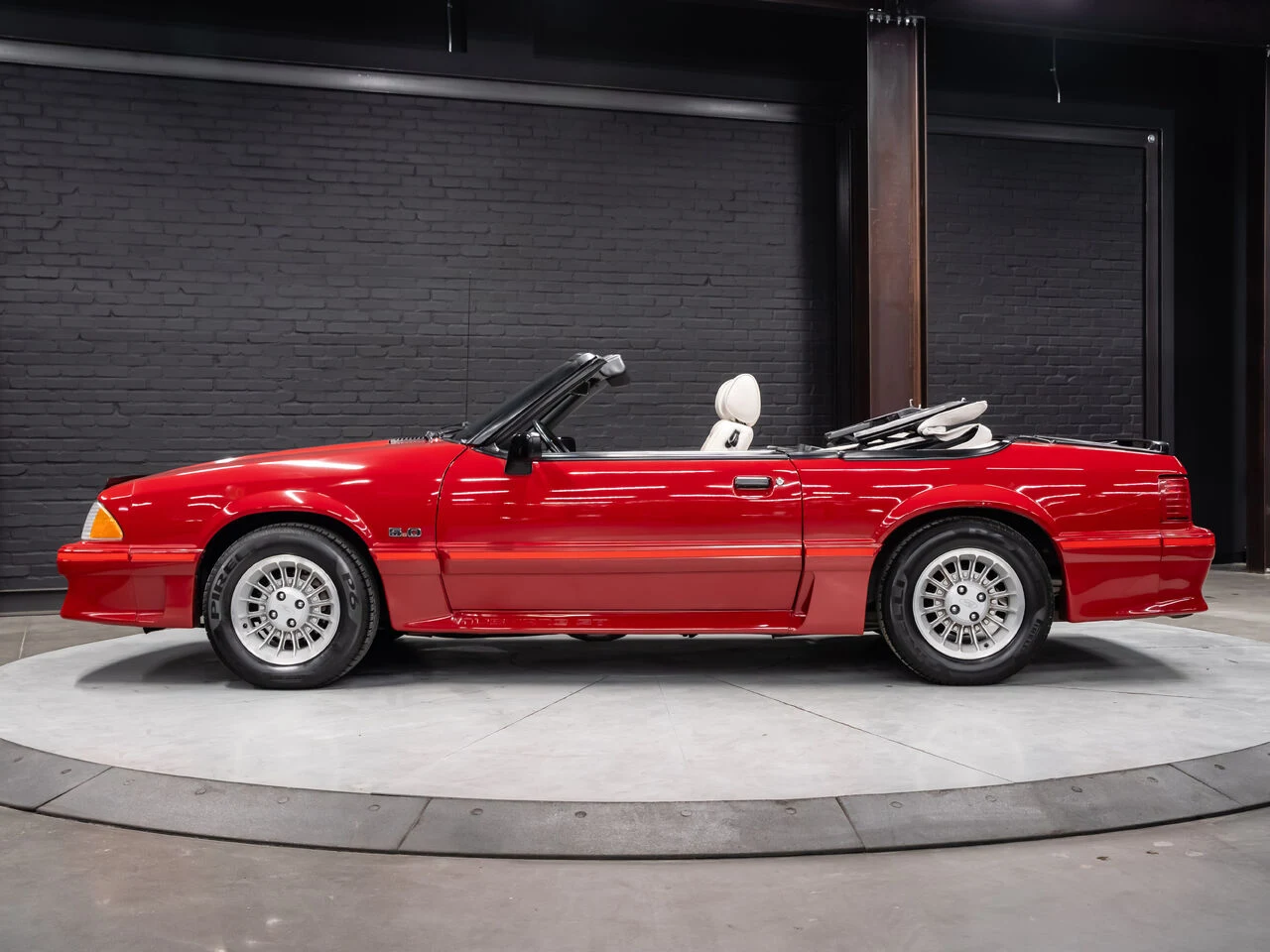 1988 Ford Mustang Convertible, 12/30