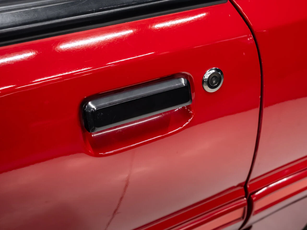 1988 Ford Mustang Convertible, 23/30