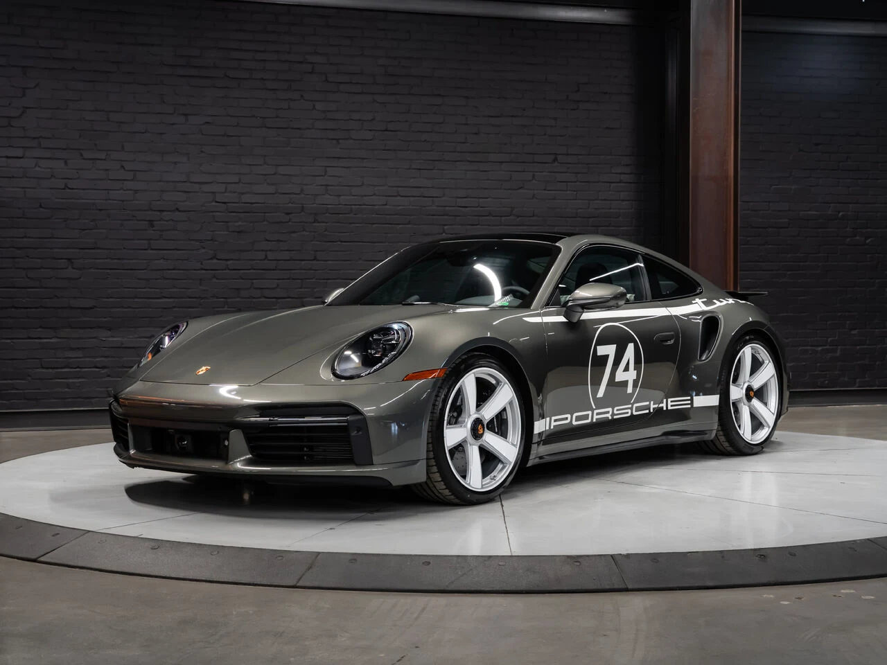 2025 Porsche 911 Turbo 50 Years, 3/30