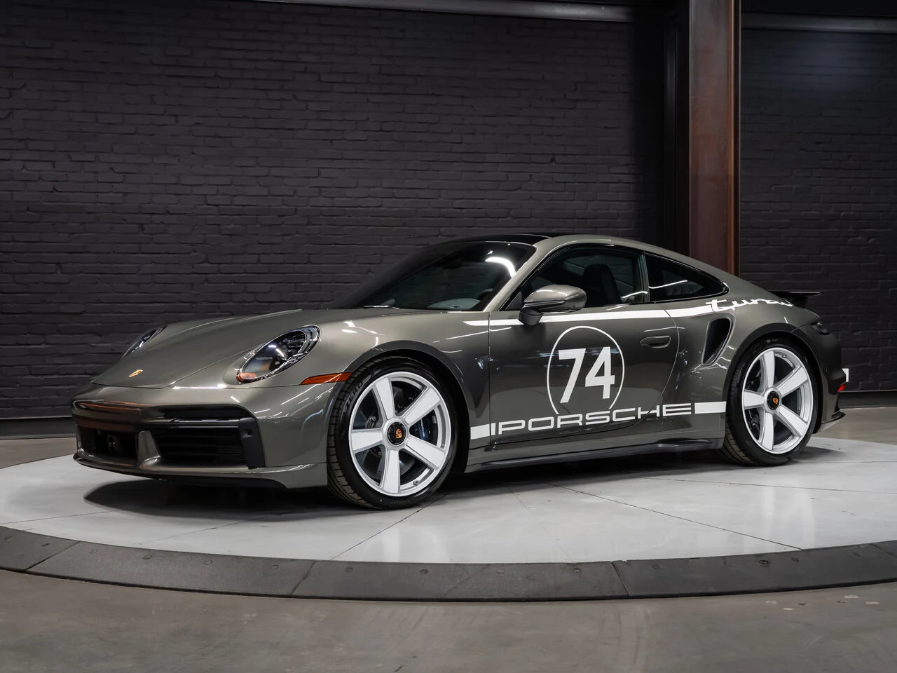 2025 Porsche 911 Turbo 50 Years, 4/30