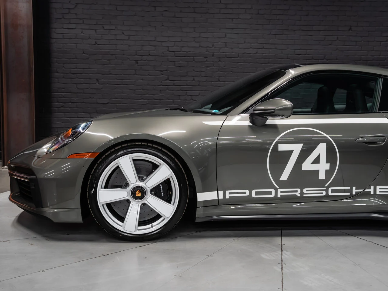 2025 Porsche 911 Turbo 50 Years, 12/30