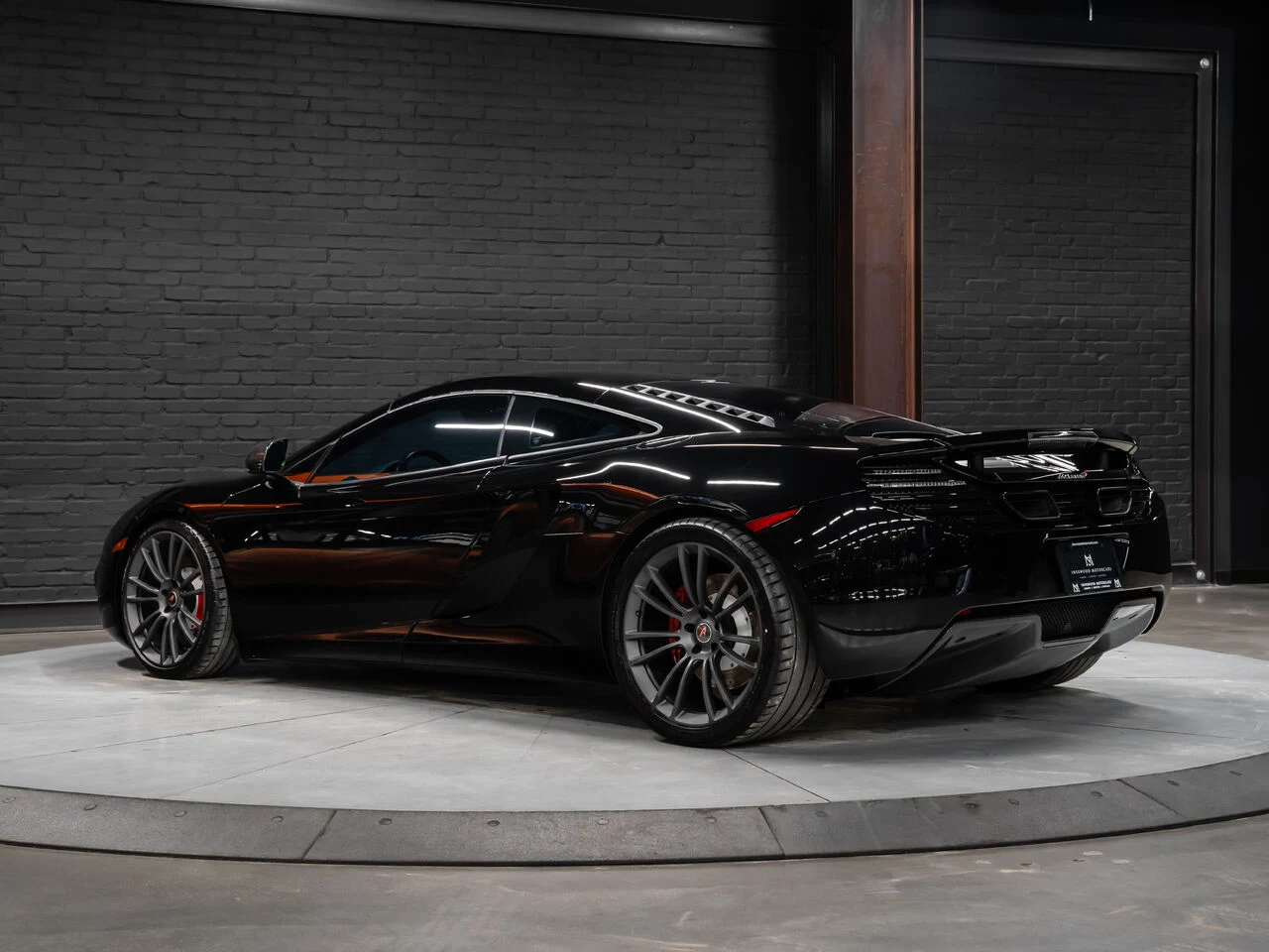 2012 McLaren MP4-12C, 6/30