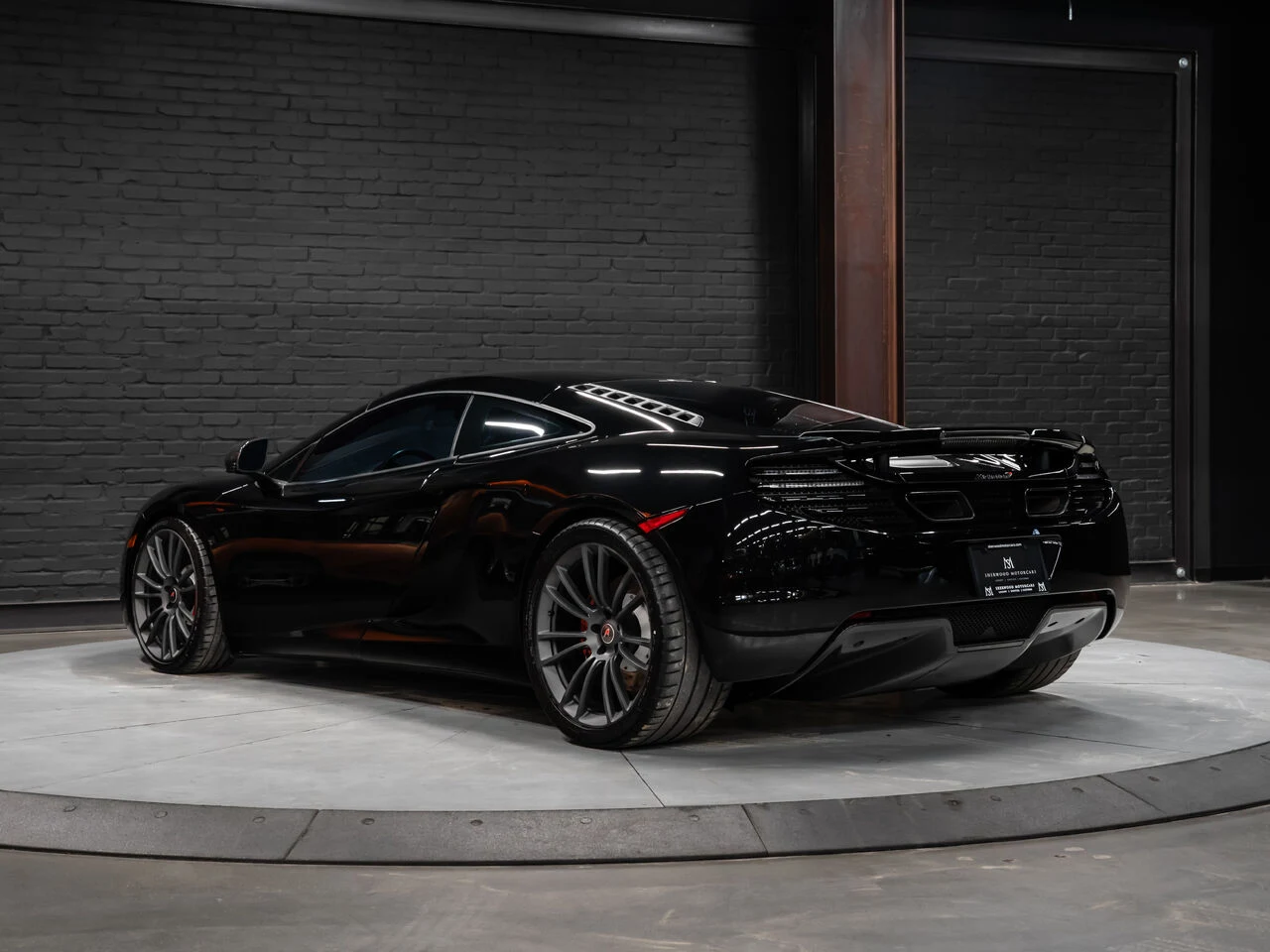 2012 McLaren MP4-12C, 7/30