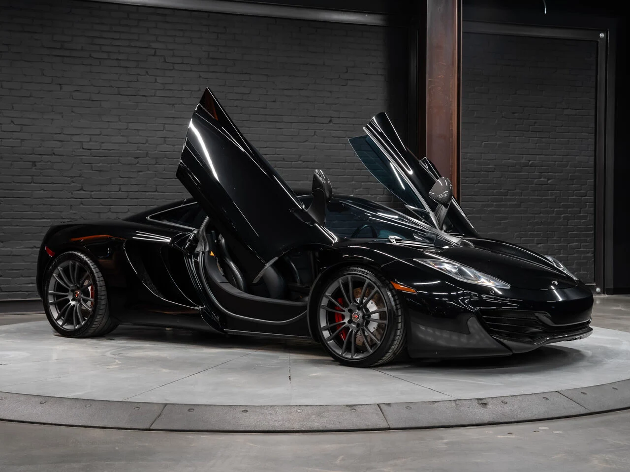 2012 McLaren MP4-12C, 12/30