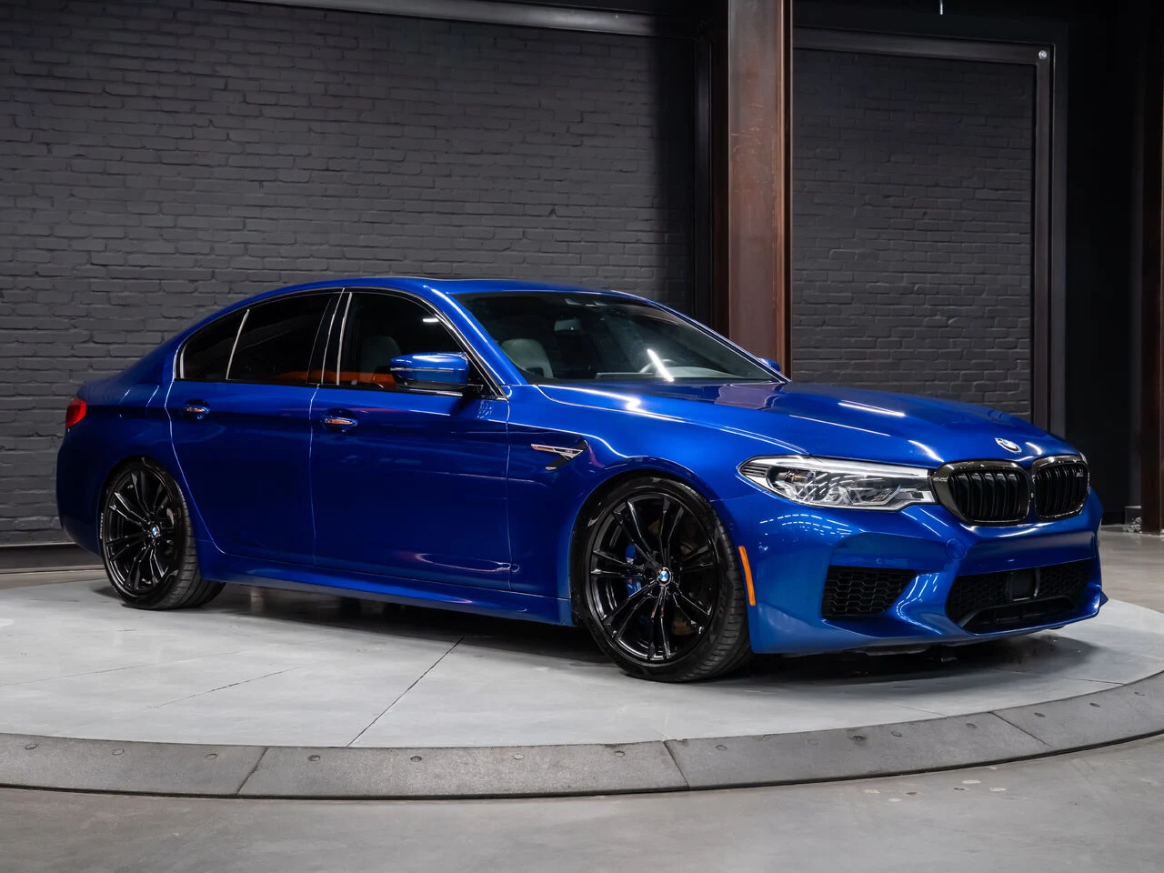 2018 BMW M5, 2/30