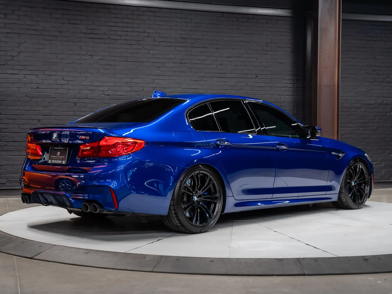 2018 BMW M5, 10/30