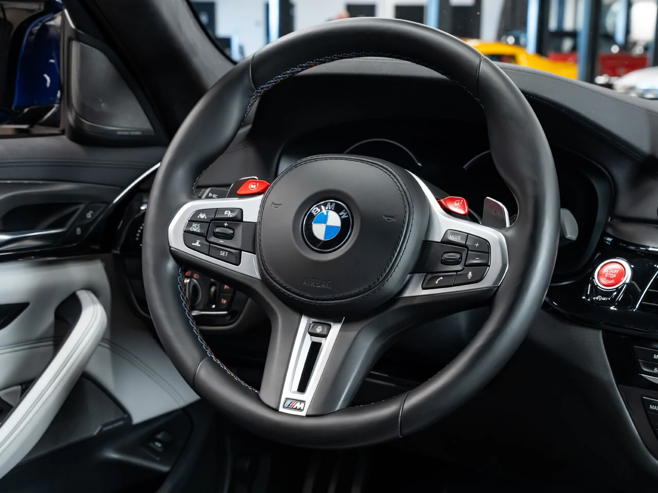 2018 BMW M5, 25/30
