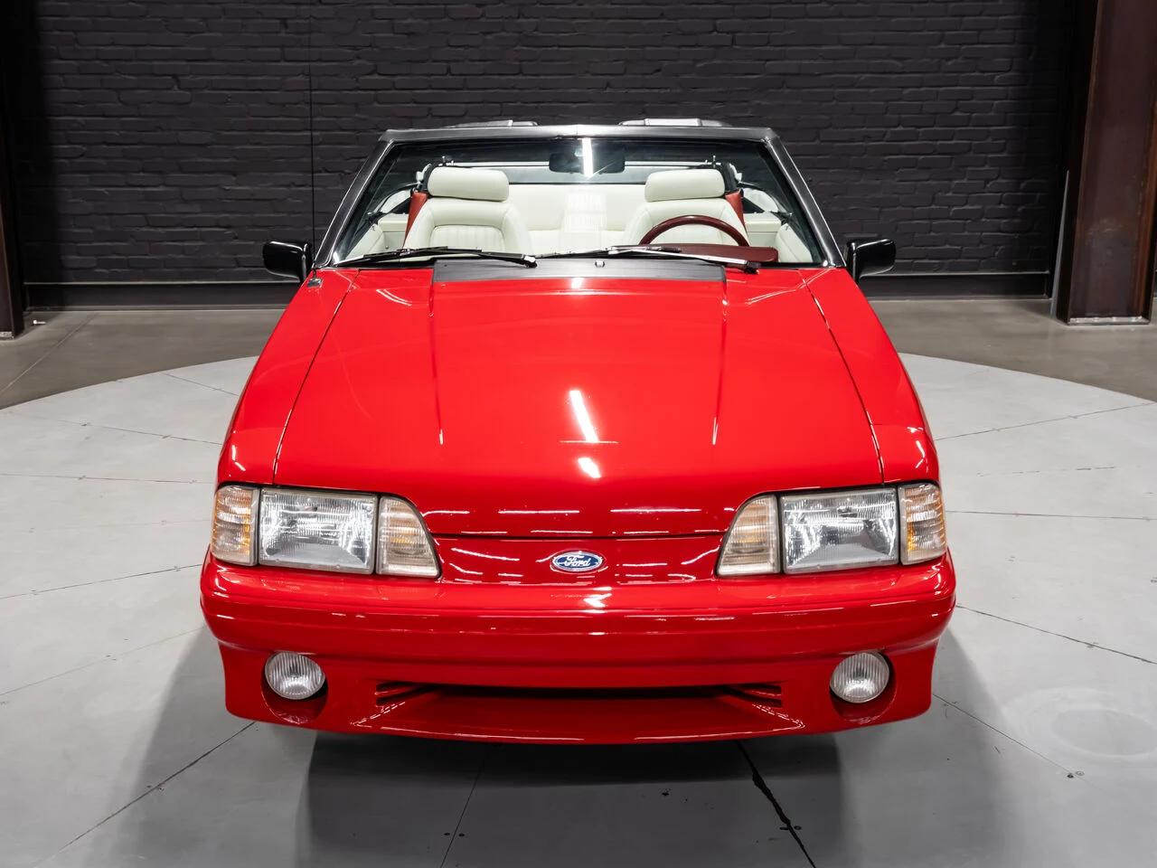 1992 Ford Mustang GT Convertible, 14/30