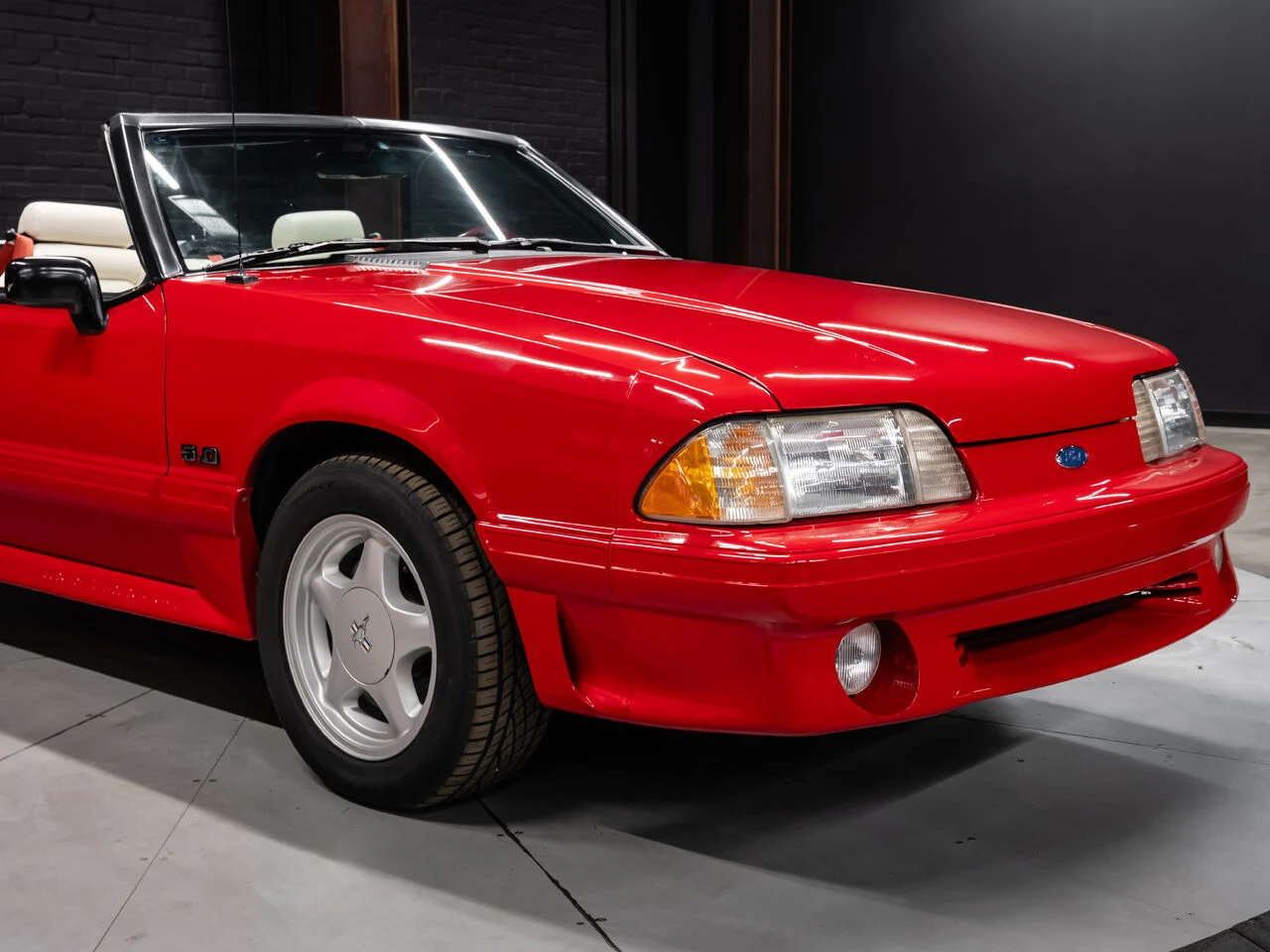 1992 Ford Mustang GT Convertible, 15/30