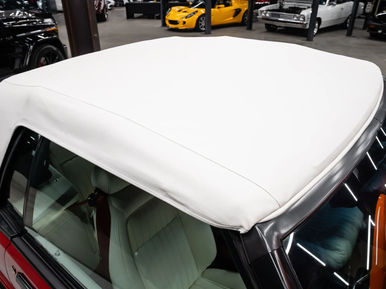 1992 Ford Mustang GT Convertible, 29/30