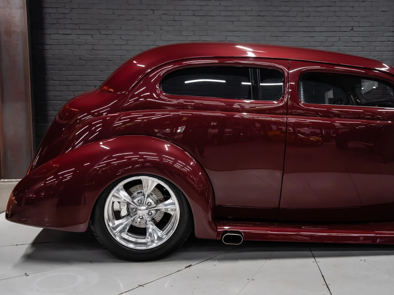 1938 Ford Tudor, 16/30