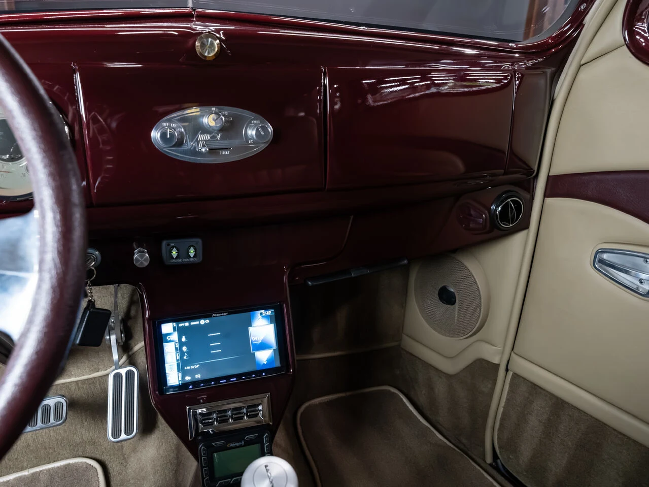 1938 Ford Tudor, 24/30