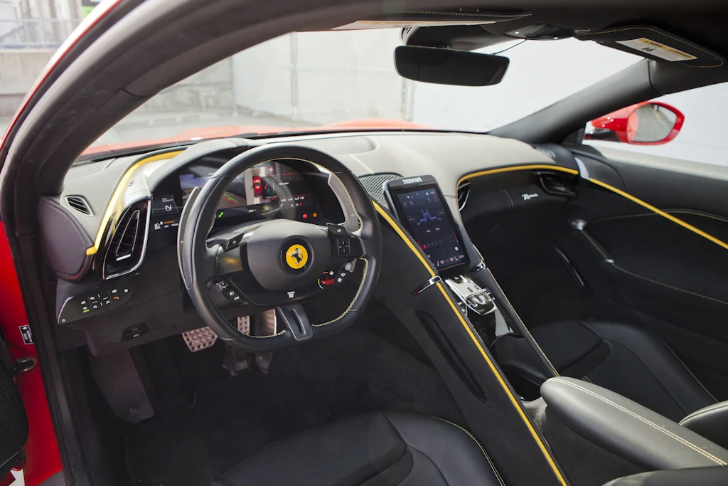 2021 Ferrari Roma Coupé, 16/19