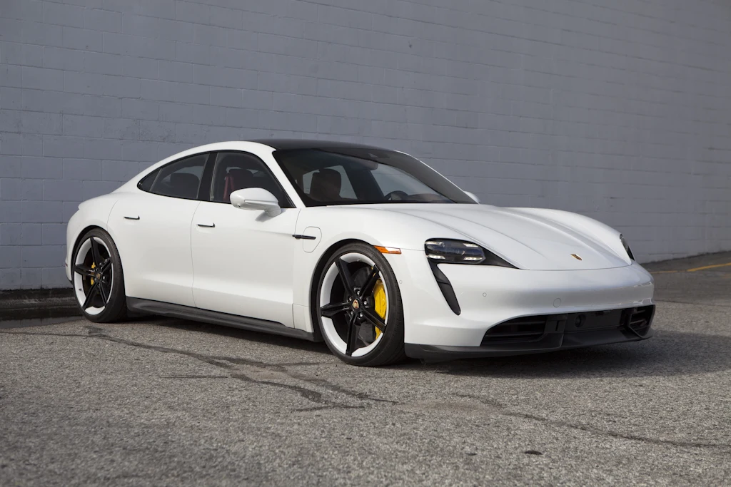 Porsche Taycan Turbo S (Original Version) | SR Auto Group