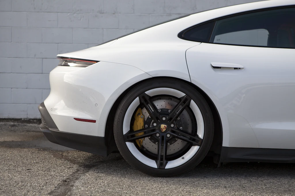 2023 Porsche Taycan Turbo S (Original Version), 5/22