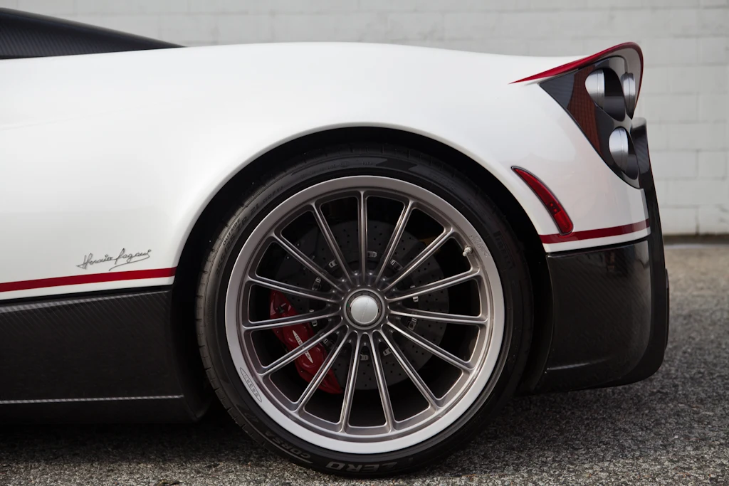 2018 Pagani Huayra Roadster, 24/30