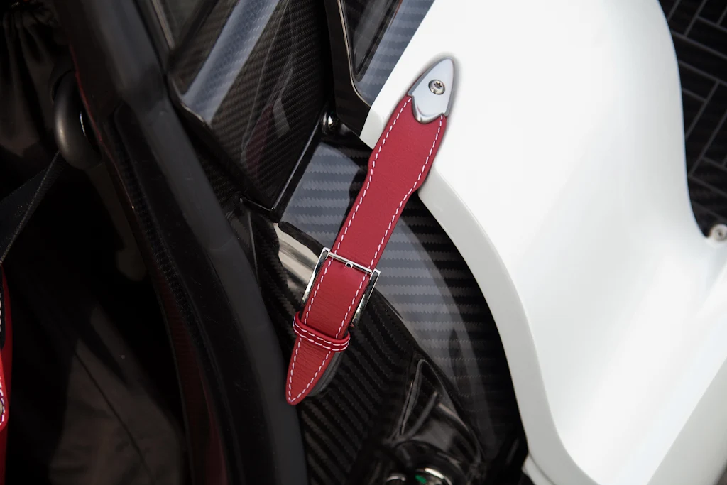 2018 Pagani Huayra Roadster, 28/30