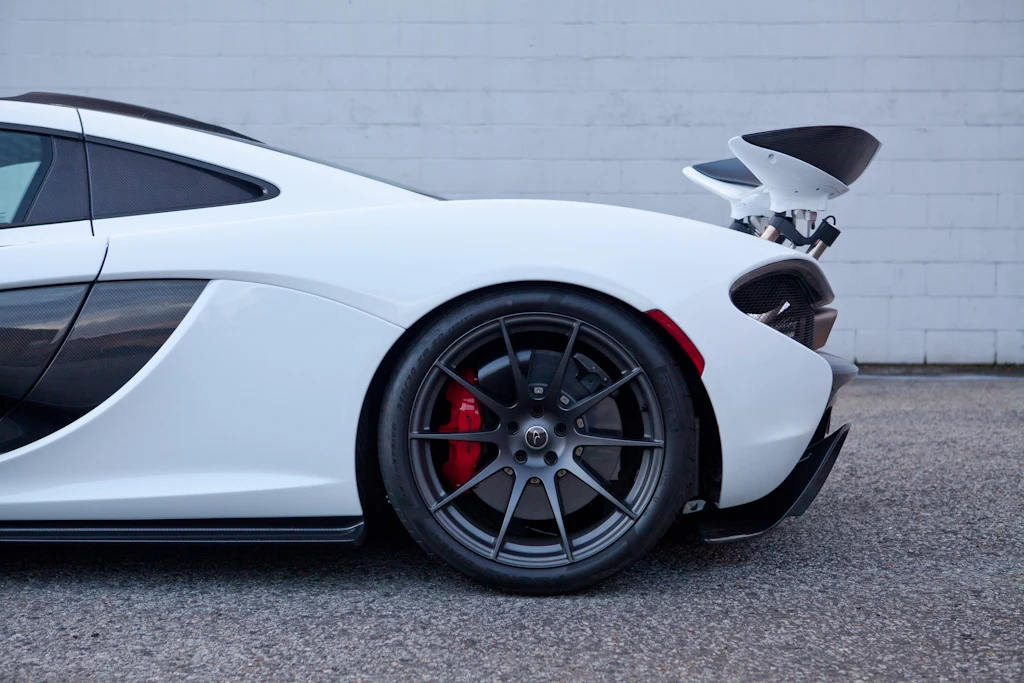 2014 McLaren P1, 15/30