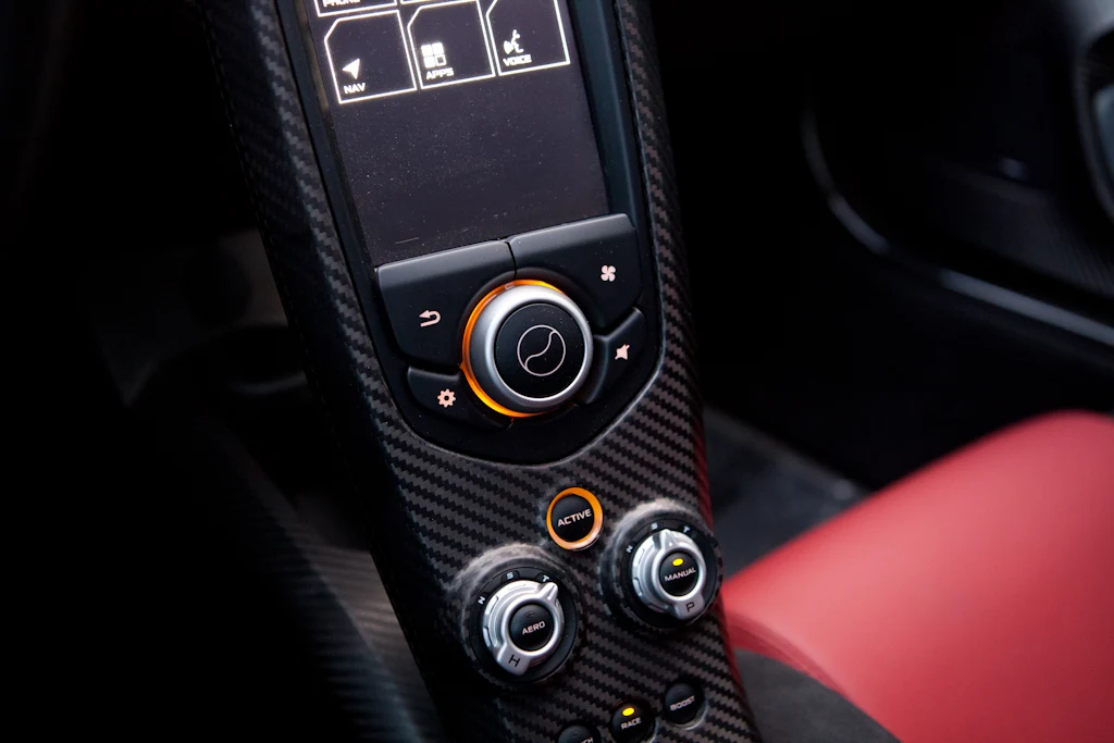 2014 McLaren P1, 29/30