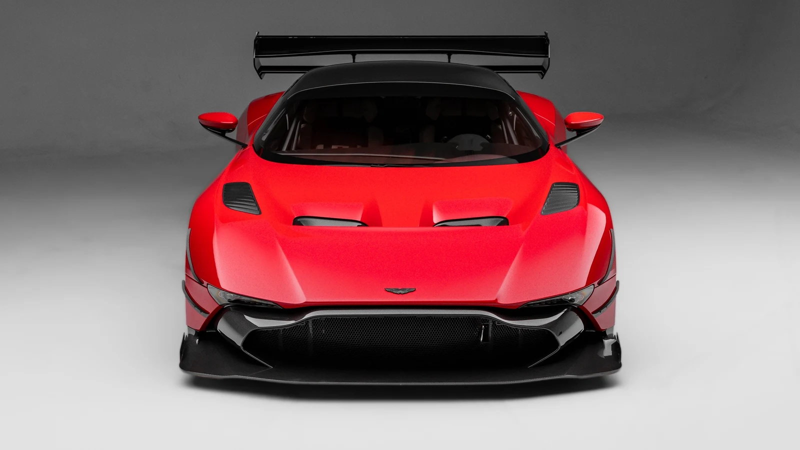 2016 Aston Martin Vulcan AMR Pro, 5/10