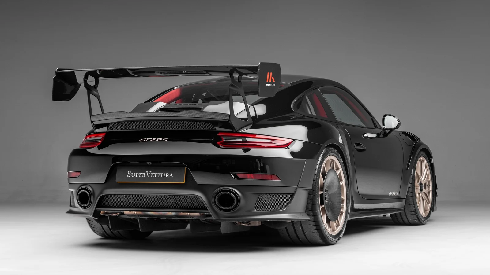 2018 Porsche 911 (991.2) GT2 RS Manthey Racing, 4/10